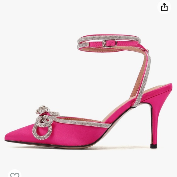 Heels - Picture 5 of 7